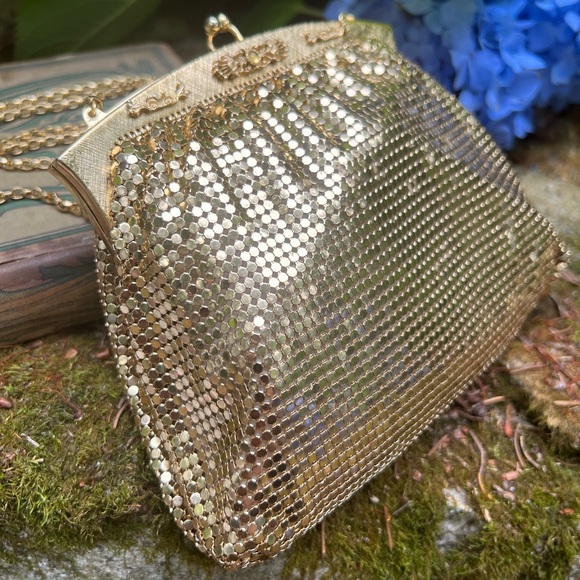 Vintage 1985 Whiting & Davis Gold Metal Mesh Mini Purse - Picture 3 of 14